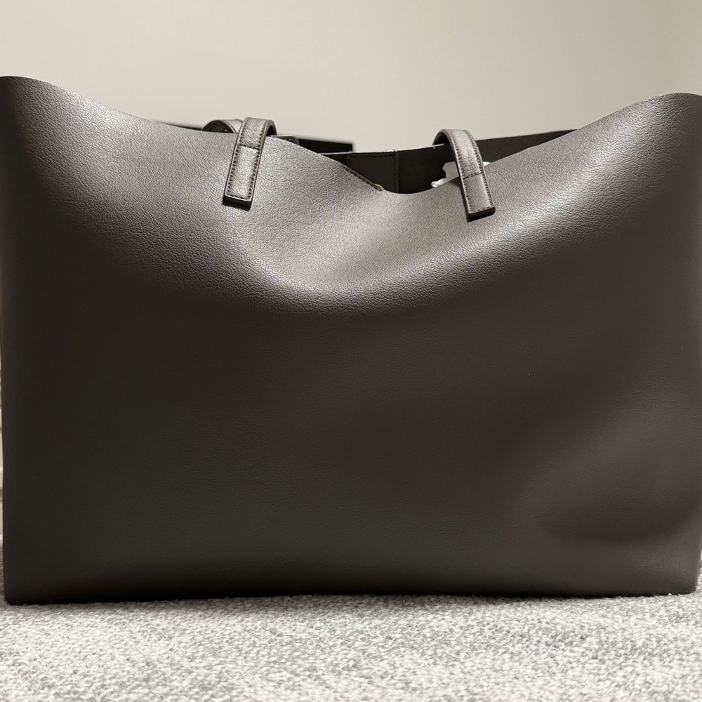 YSL Leather Tote Bag - Picture 3 of 11
